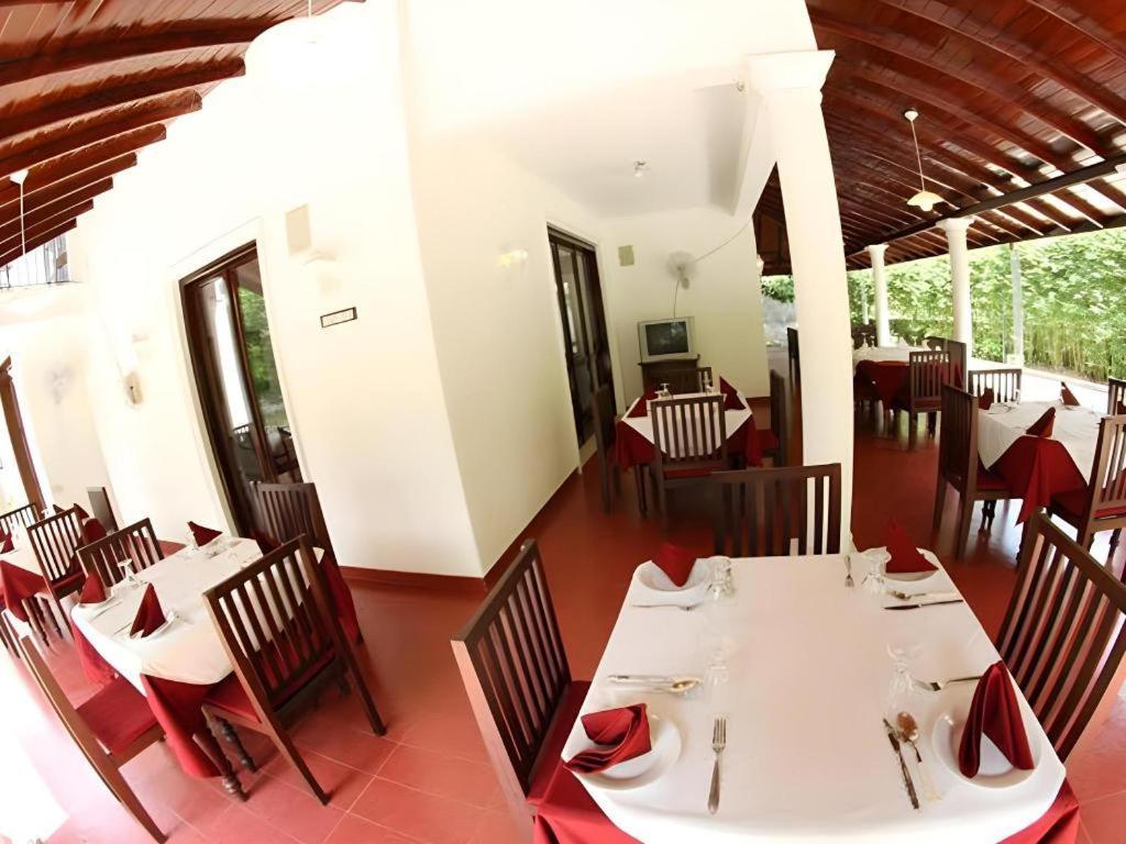 The Mgs Hotel Elpitiya  Экстерьер фото