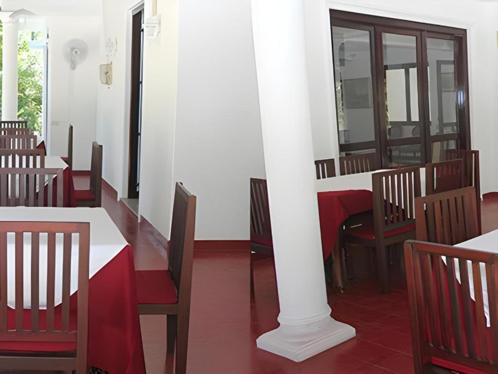 The Mgs Hotel Elpitiya  Экстерьер фото
