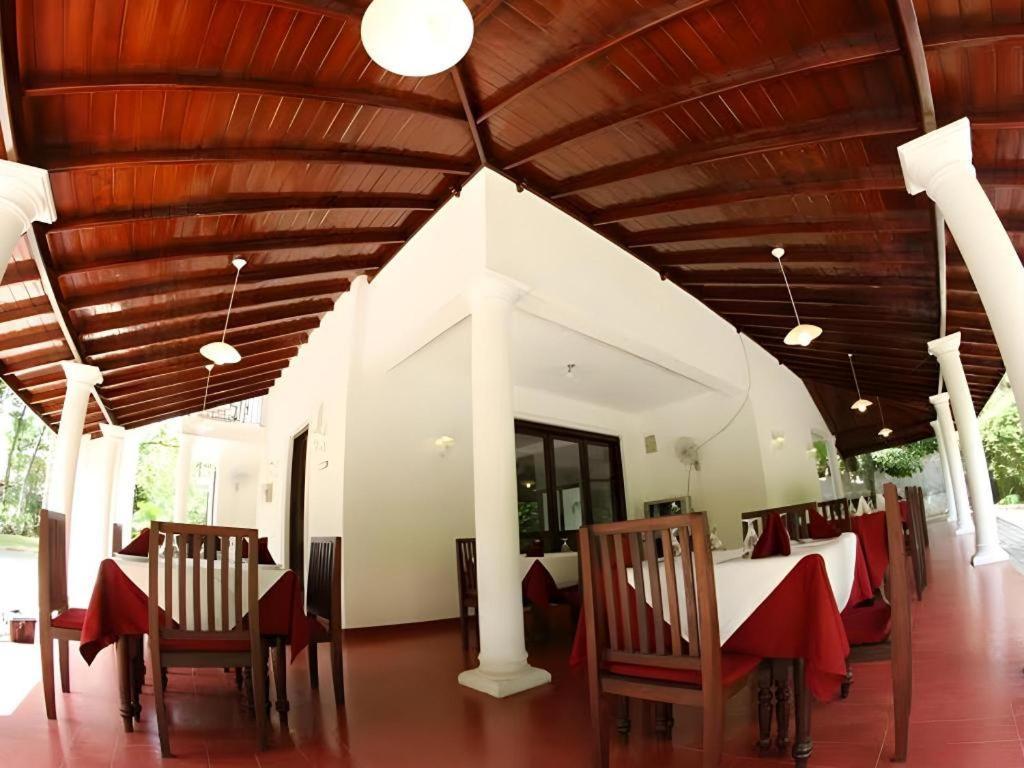 The Mgs Hotel Elpitiya  Экстерьер фото